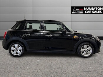 Used MINI Hatch 2018 for sale - 78481926: Photo