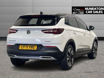 Used Vauxhall Grandland X 2022 for sale - 76010062: Photo 3