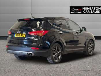 Used Hyundai Santa Fe 2015 for sale - 75242155: Photo