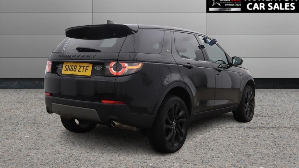 Used Land Rover Discovery Sport 2018 for sale - 78049584: Photo 3