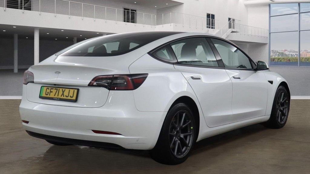 Used Tesla Model 3 2021 for sale - 77122208: Photo 4