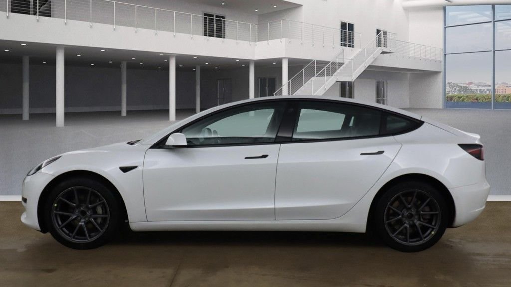 Used Tesla Model 3 2021 for sale - 77122208: Photo 6