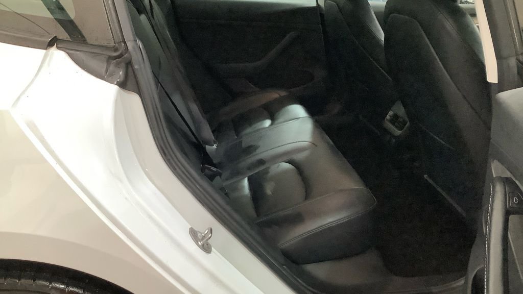Used Tesla Model 3 2021 for sale - 77122208: Photo 8