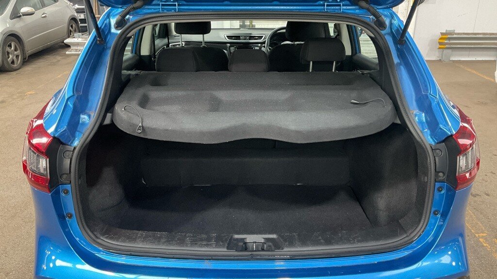 Used Nissan Qashqai 2020 for sale - 77971520: Photo 12