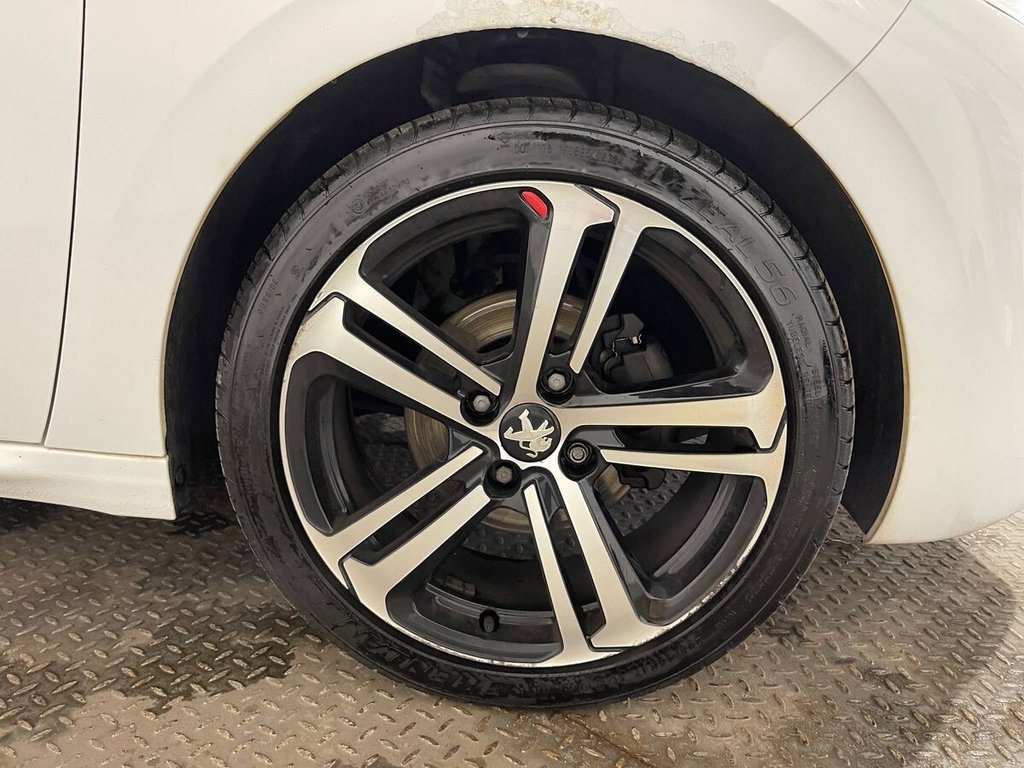 Used Peugeot 208 2013 for sale - 77332936: Photo 27