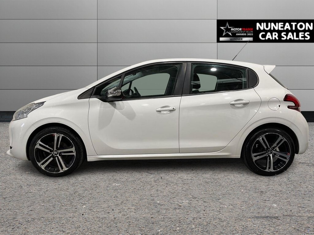 Used Peugeot 208 2013 for sale - 77332936: Photo 6