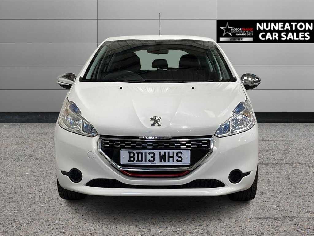 Used Peugeot 208 2013 for sale - 77332936: Photo 8