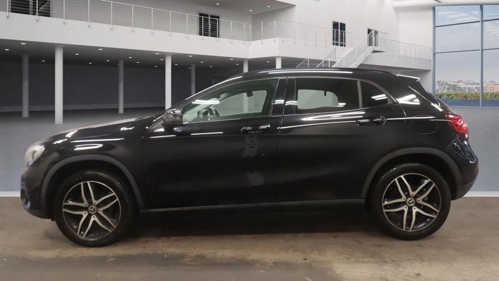 Used Mercedes-Benz GLA 2019 for sale - 76582829: Photo 6