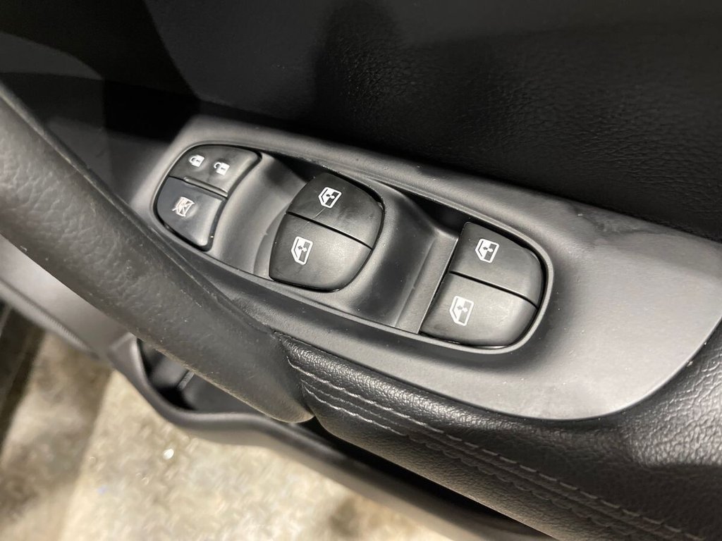 Used Nissan Qashqai 2019 for sale - 77250081: Photo 18