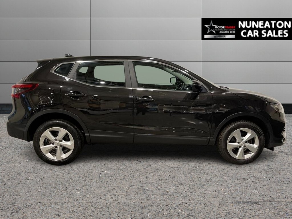 Used Nissan Qashqai 2019 for sale - 77250081: Photo 2