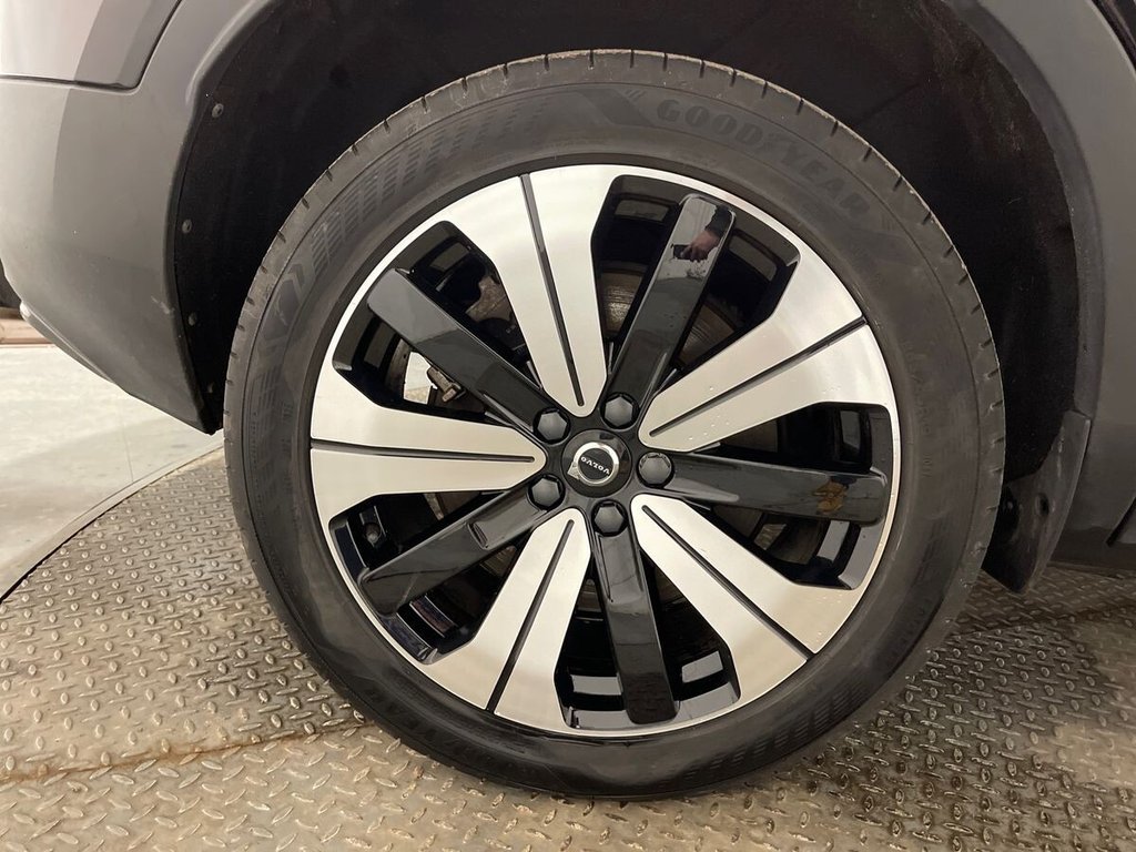 Used Volvo XC40 2023 for sale - 77293305: Photo 32