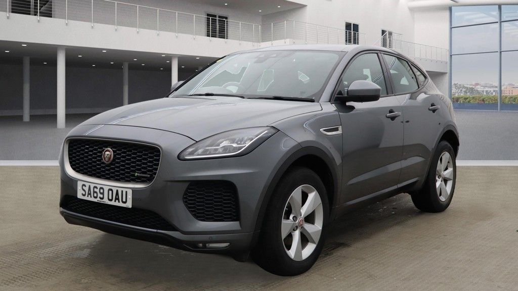 Used Jaguar E-Pace 2019 for sale - 76848248: Photo 2