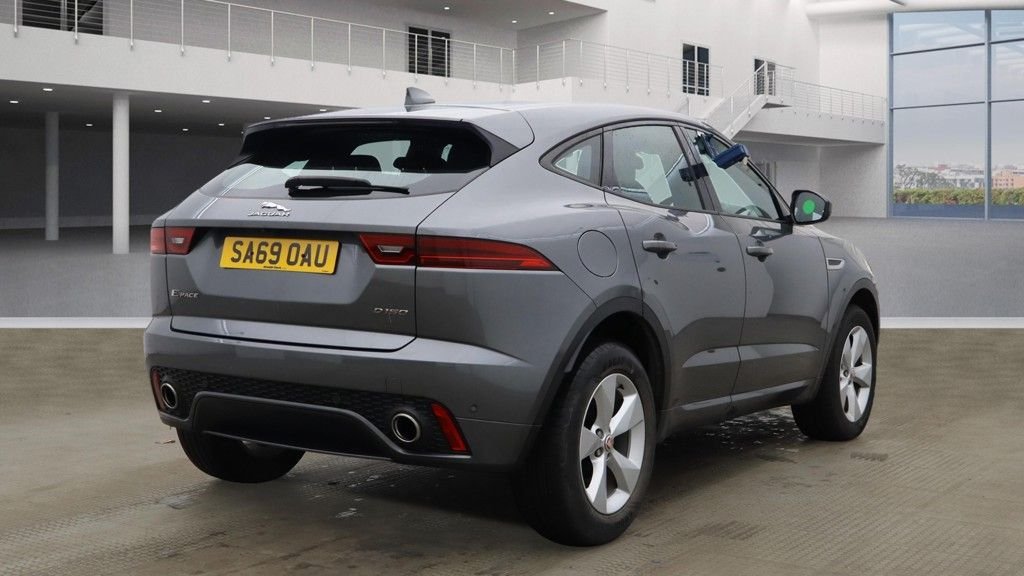 Used Jaguar E-Pace 2019 for sale - 76848248: Photo 4