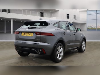 Used Jaguar E-Pace 2019 for sale - 76848248: Photo