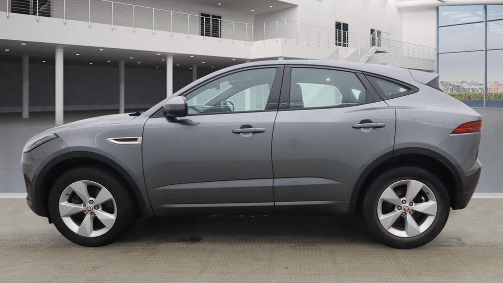 Used Jaguar E-Pace 2019 for sale - 76848248: Photo 6