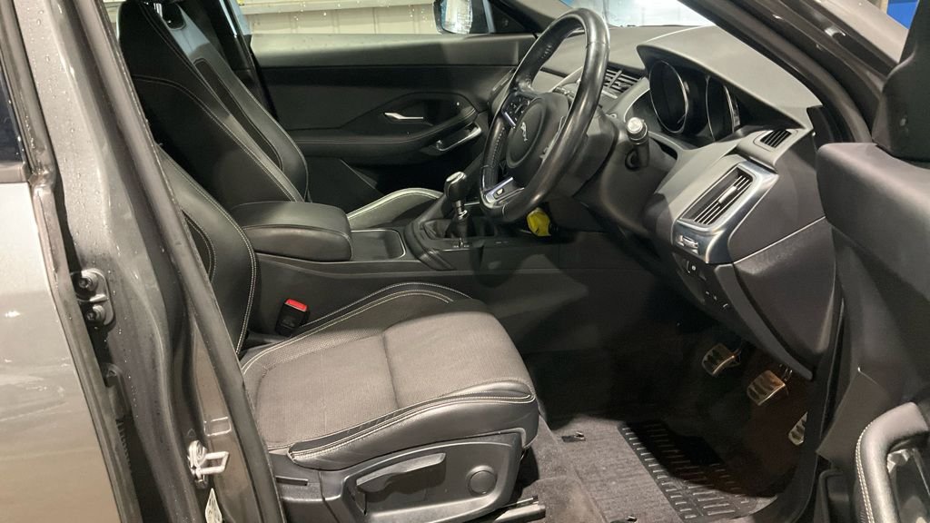 Used Jaguar E-Pace 2019 for sale - 76848248: Photo 9
