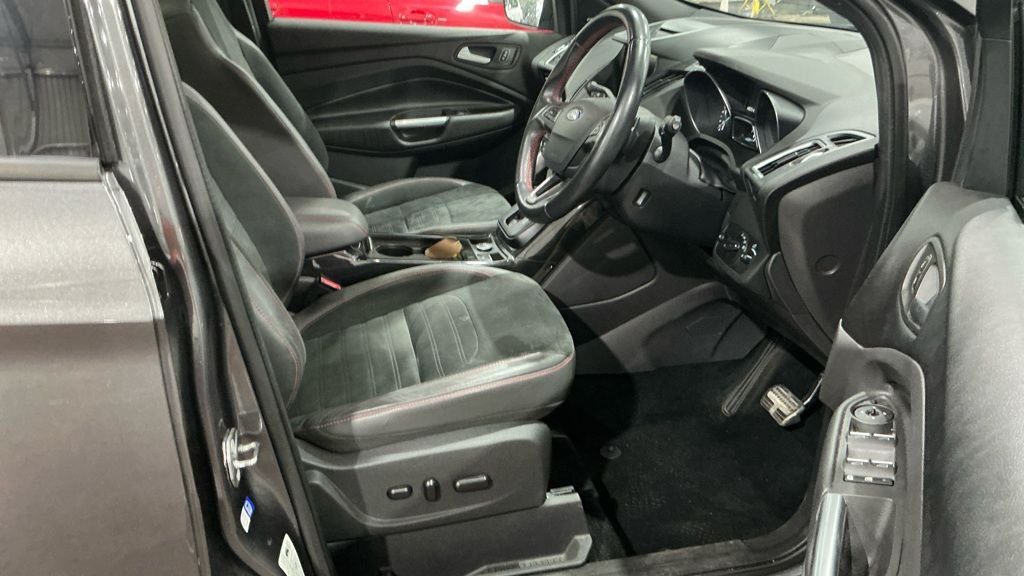 Used Ford Kuga 2018 for sale - 76610244: Photo 9