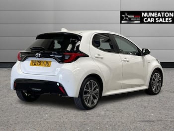 Used Toyota Yaris 2021 for sale - 79708408: Photo
