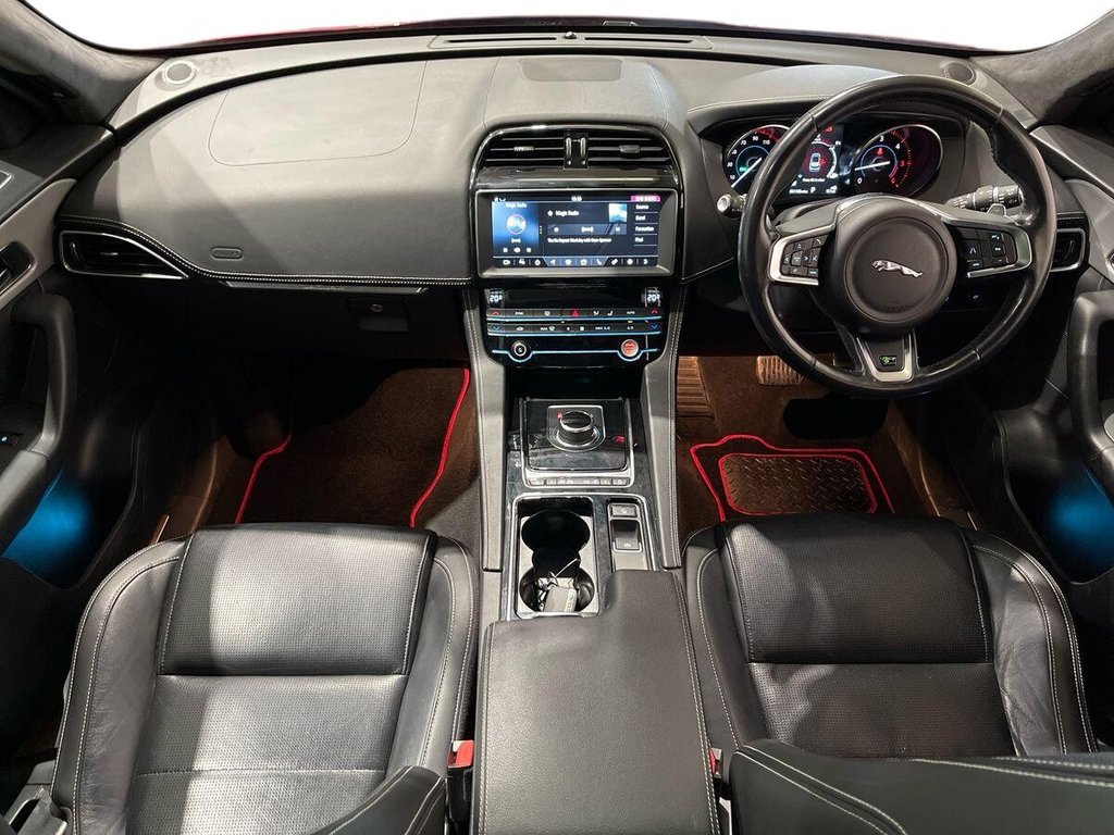 Used Jaguar F-Pace 2020 for sale - 77499176: Photo 10