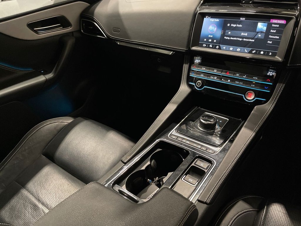 Used Jaguar F-Pace 2020 for sale - 77499176: Photo 17