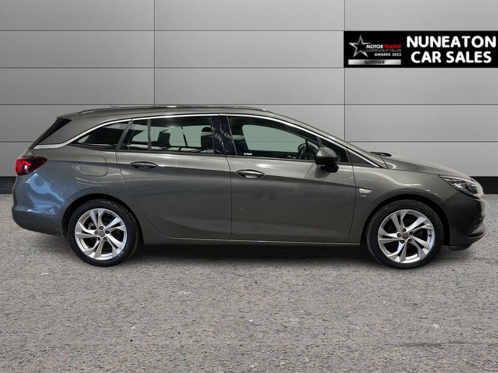 Used Vauxhall Astra 2018 for sale - 77226639: Photo 2