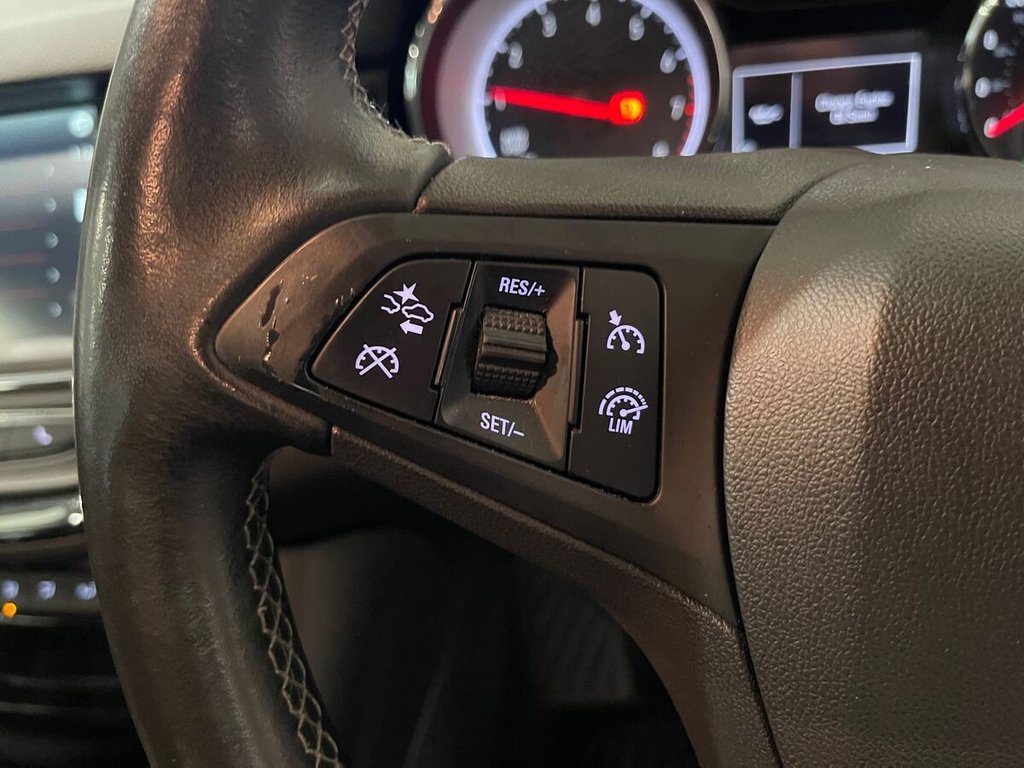 Used Vauxhall Astra 2018 for sale - 77226639: Photo 23