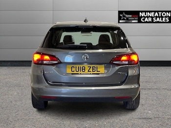 Used Vauxhall Astra 2018 for sale - 77226639: Photo