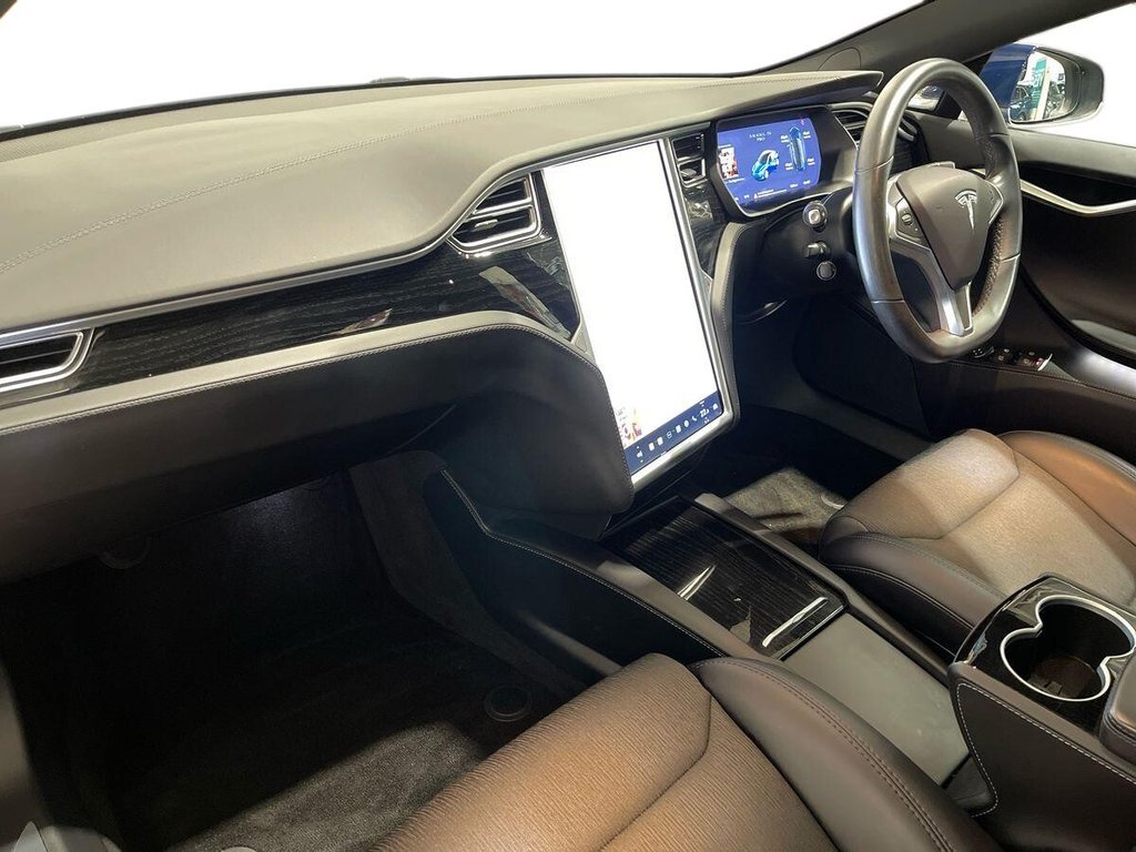 Used Tesla Model S 2018 for sale - 76520403: Photo 14