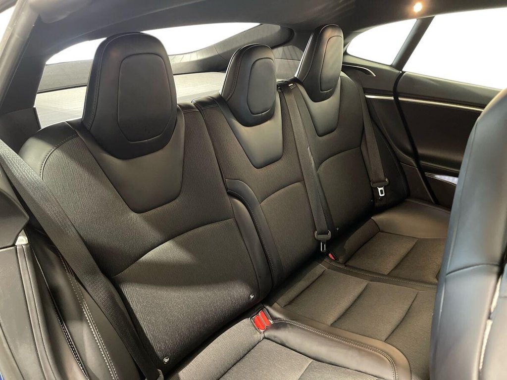 Used Tesla Model S 2018 for sale - 76520403: Photo 23