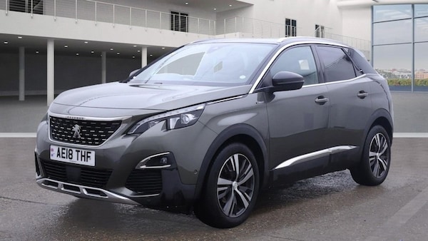 Used Peugeot 3008 2018 for sale - 76345928: Photo 2
