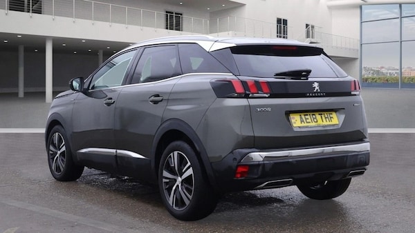Used Peugeot 3008 2018 for sale - 76345928: Photo 3