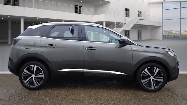 Used Peugeot 3008 2018 for sale - 76345928: Photo 5