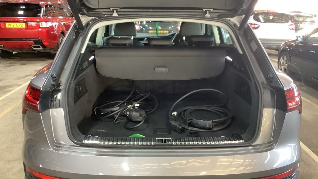 Used Audi e-tron 2020 for sale - 77188418: Photo 19