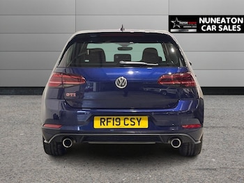 Used Volkswagen Golf 2019 for sale - 76380096: Photo