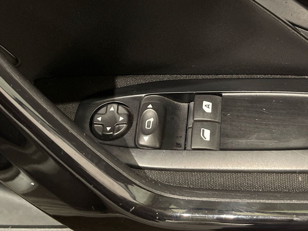 Used Peugeot 208 2014 for sale - 77693556: Photo 18