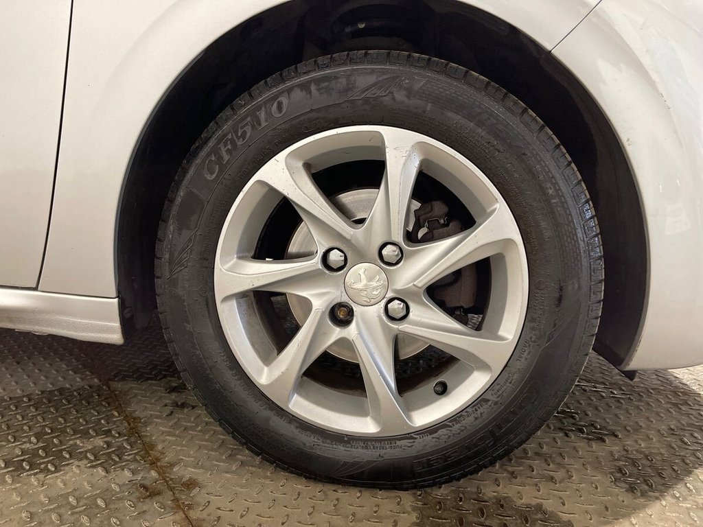 Used Peugeot 208 2014 for sale - 77693556: Photo 28