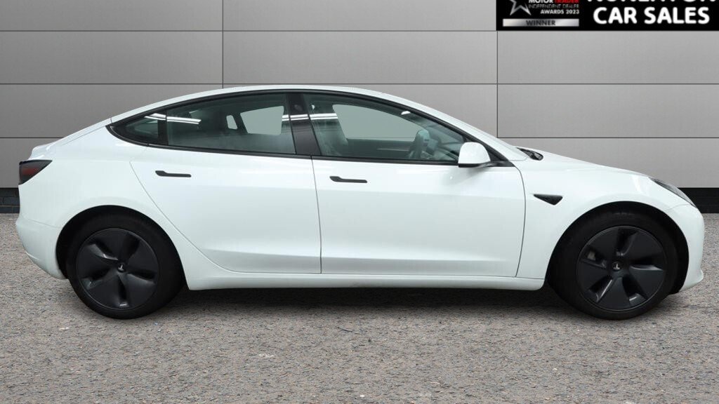 Used Tesla Model 3 2021 for sale - 77236449: Photo 2