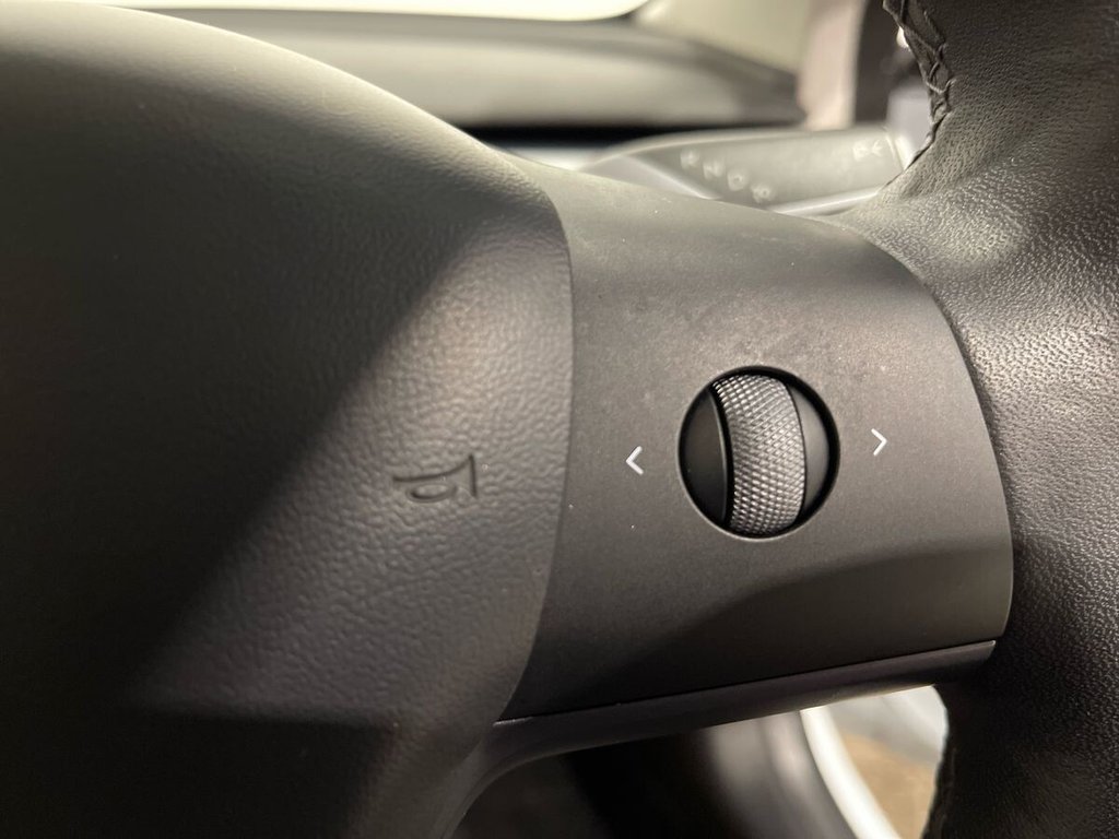 Used Tesla Model 3 2021 for sale - 77236449: Photo 26