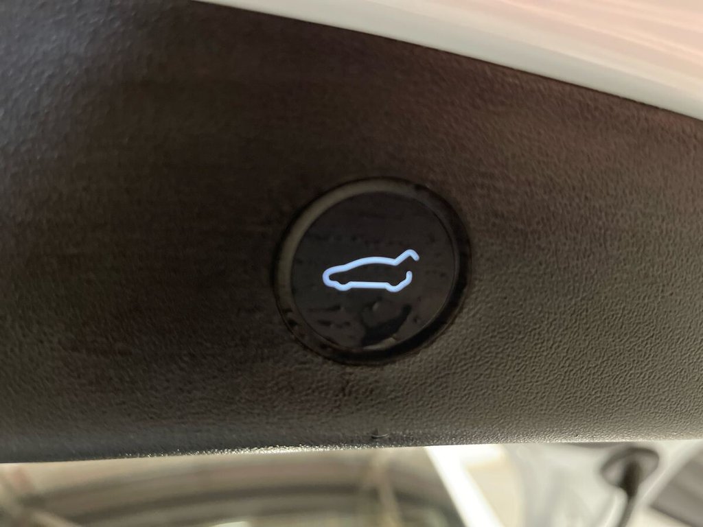 Used Tesla Model 3 2021 for sale - 77236449: Photo 32