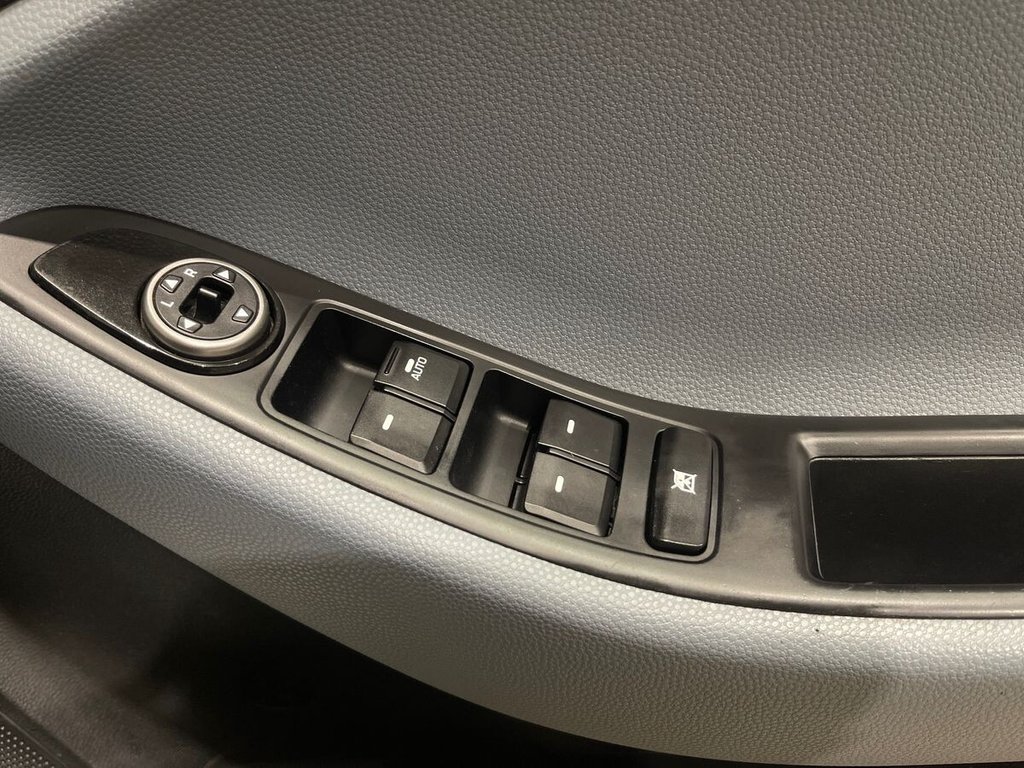 Used Hyundai i20 2016 for sale - 76867302: Photo 18