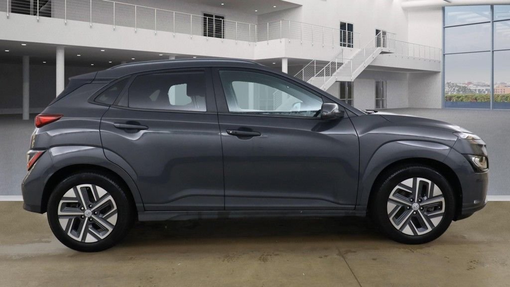 Used Hyundai KONA 2023 for sale - 77111156: Photo 5