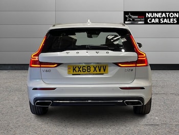 Used Volvo V60 2018 for sale - 75320744: Photo