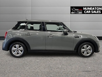 Used MINI Hatch 2021 for sale - 79221936: Photo