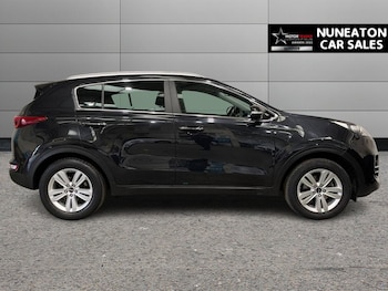 Used Kia Sportage 2018 for sale - 76069197: Photo