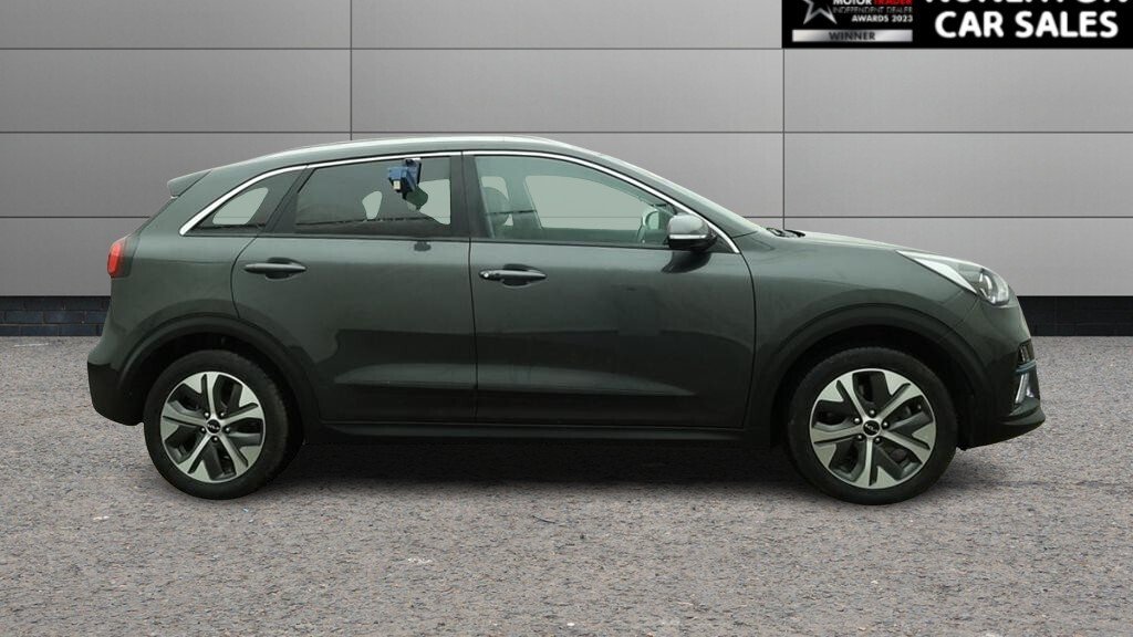 Used Kia Niro 2022 for sale - 78212449: Photo 2