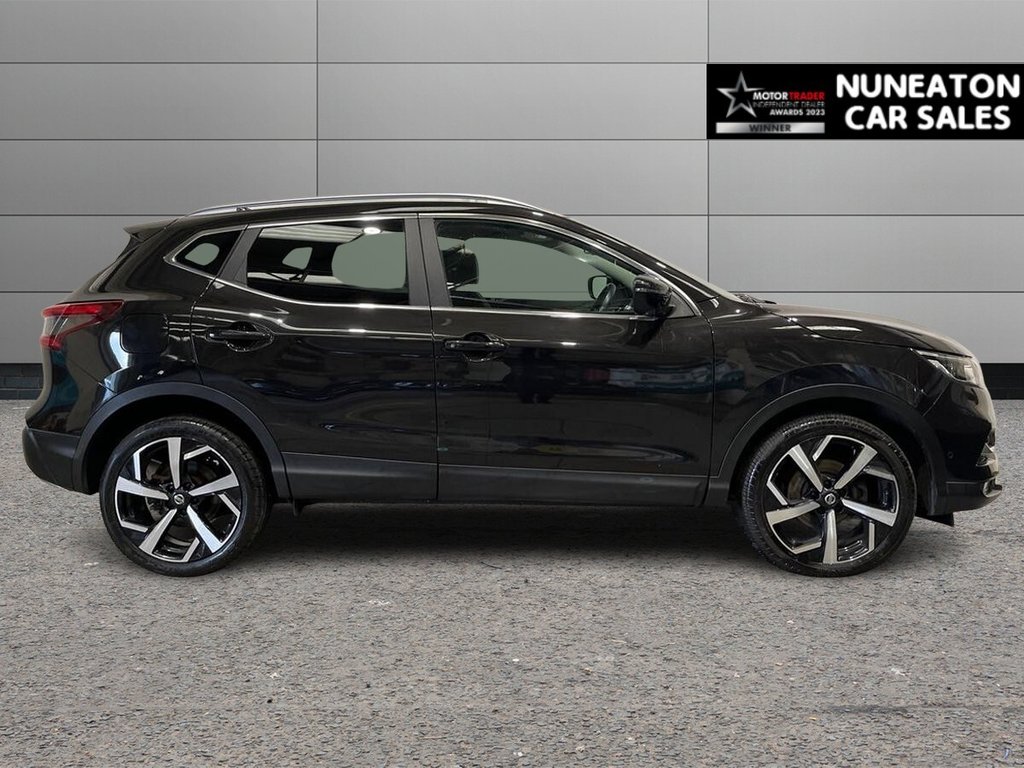 Used Nissan Qashqai 2019 for sale - 76558705: Photo 2
