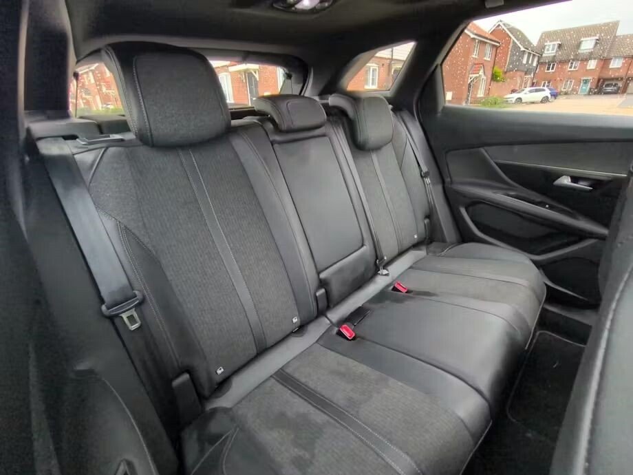 Used Peugeot 3008 2018 for sale - 78153686: Photo 8