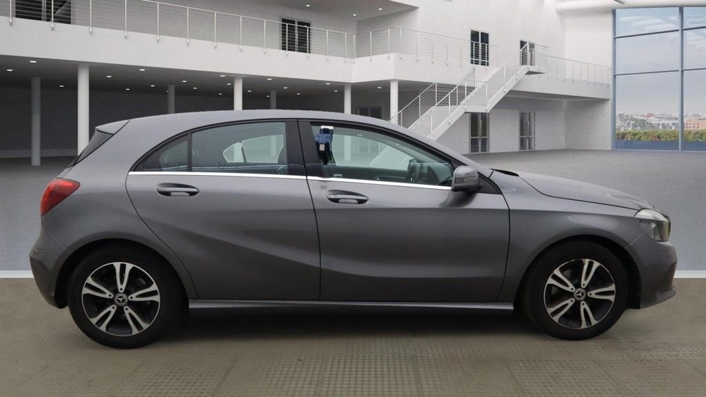 Used Mercedes-Benz A-Class 2017 for sale - 76406893: Photo 5