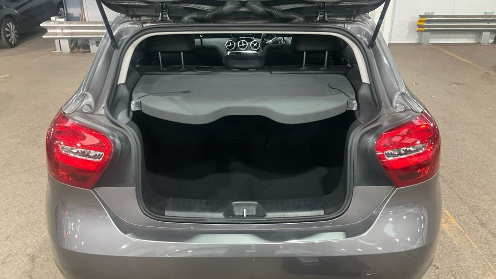 Used Mercedes-Benz A-Class 2017 for sale - 76406893: Photo 7