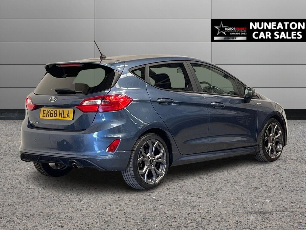 Used Ford Fiesta 2018 for sale - 76610272: Photo 3